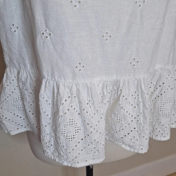 Plus Rosalie Tie-Strap Top in Geo Eyelet SZ 1X - Picture 6 of 11
